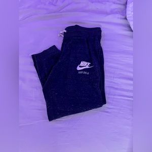 Nike capri sweatpants